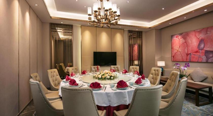 Rosedale Hotel Taicang Екстер'єр фото