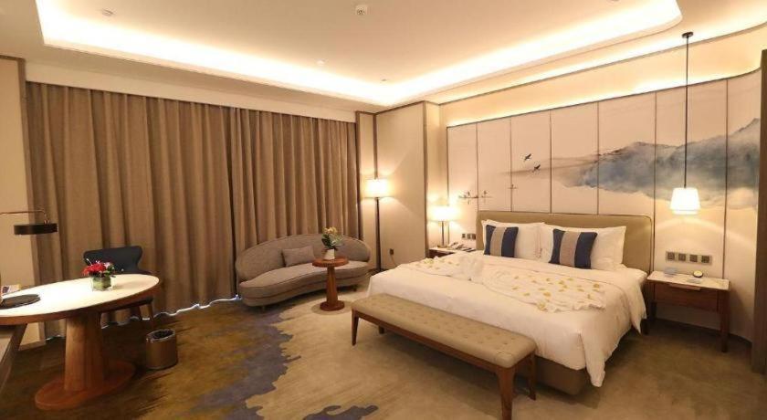 Rosedale Hotel Taicang Екстер'єр фото